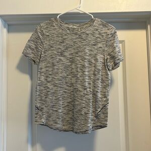 Women’s Lululemon shirt size 4